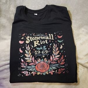 NWOT Unisex Cotton Tshirt - Black XXL - Stonewall Riot